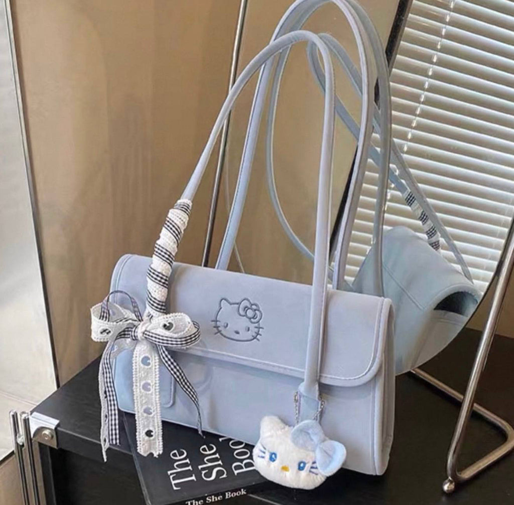 حقيبة هالوكيتي سمائي