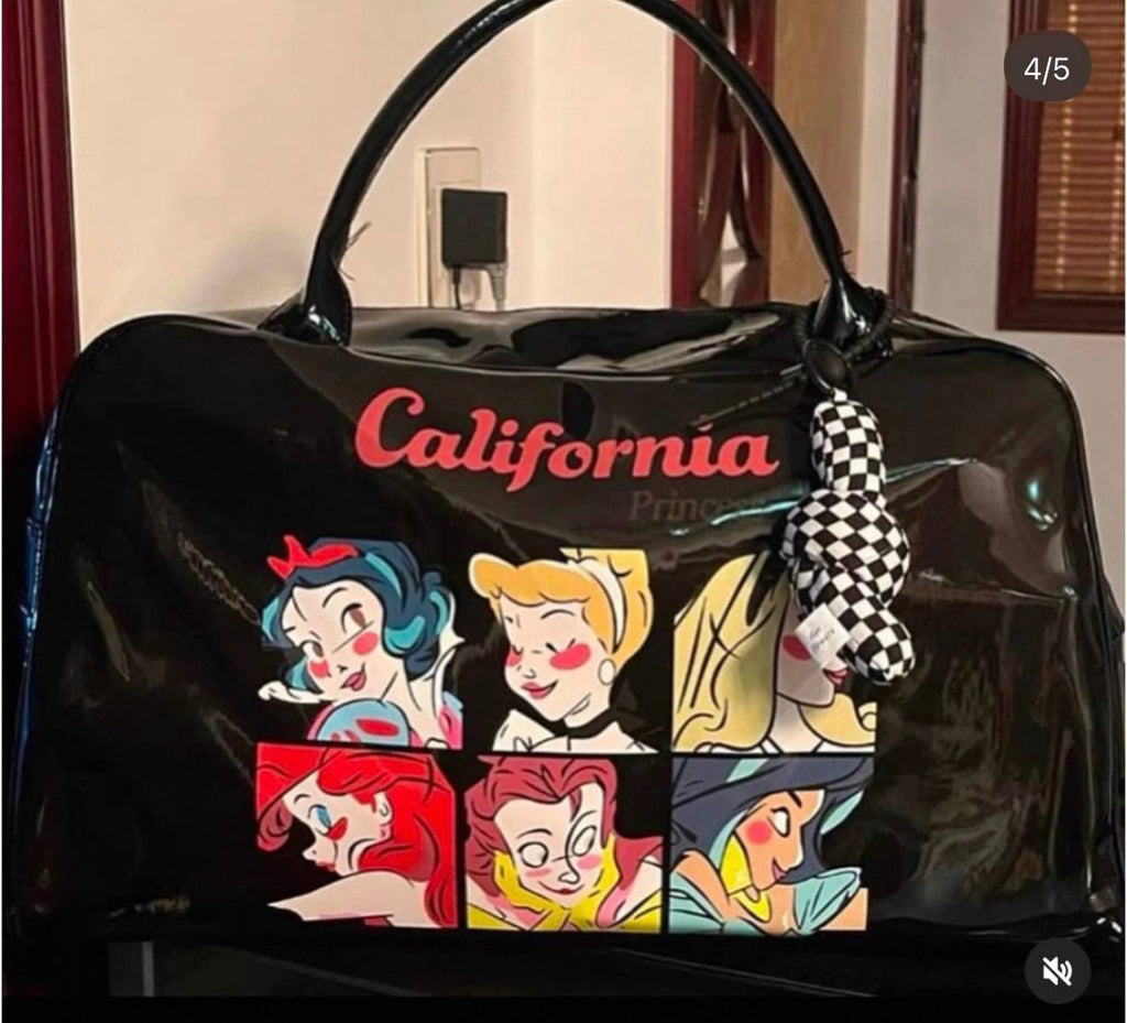 حقيبة نسائية كبيره جدا تسع ملابس  مستلزمات الاطفال والجم ✈️🏋🏻‍♀️👩🏻